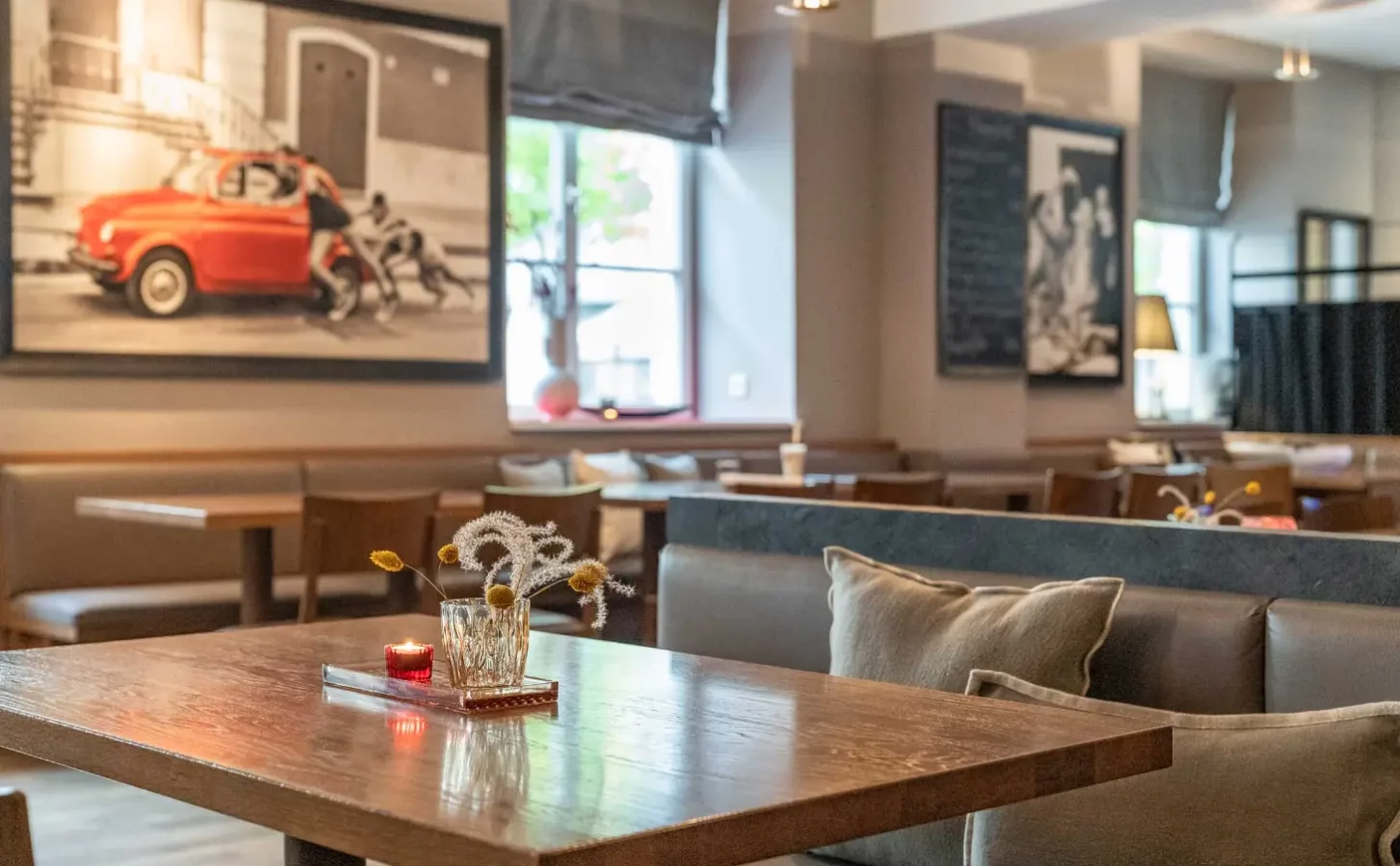 Cafe Neuhauser Neuhausen